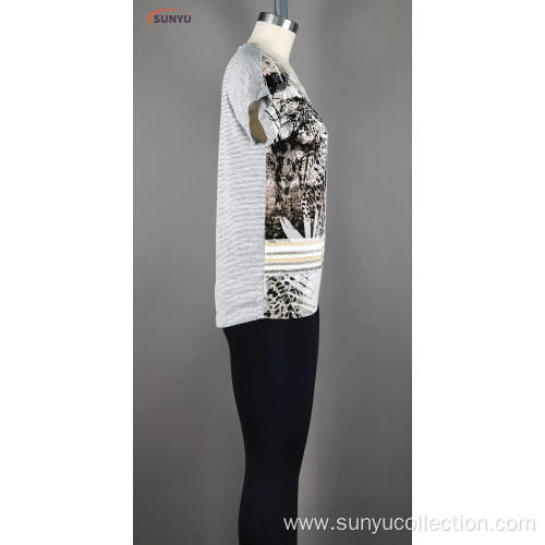 Animal top with round neck and sleeveless
